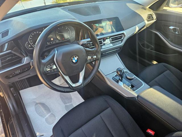 BMW 318 d Touring Business Advantage aut.