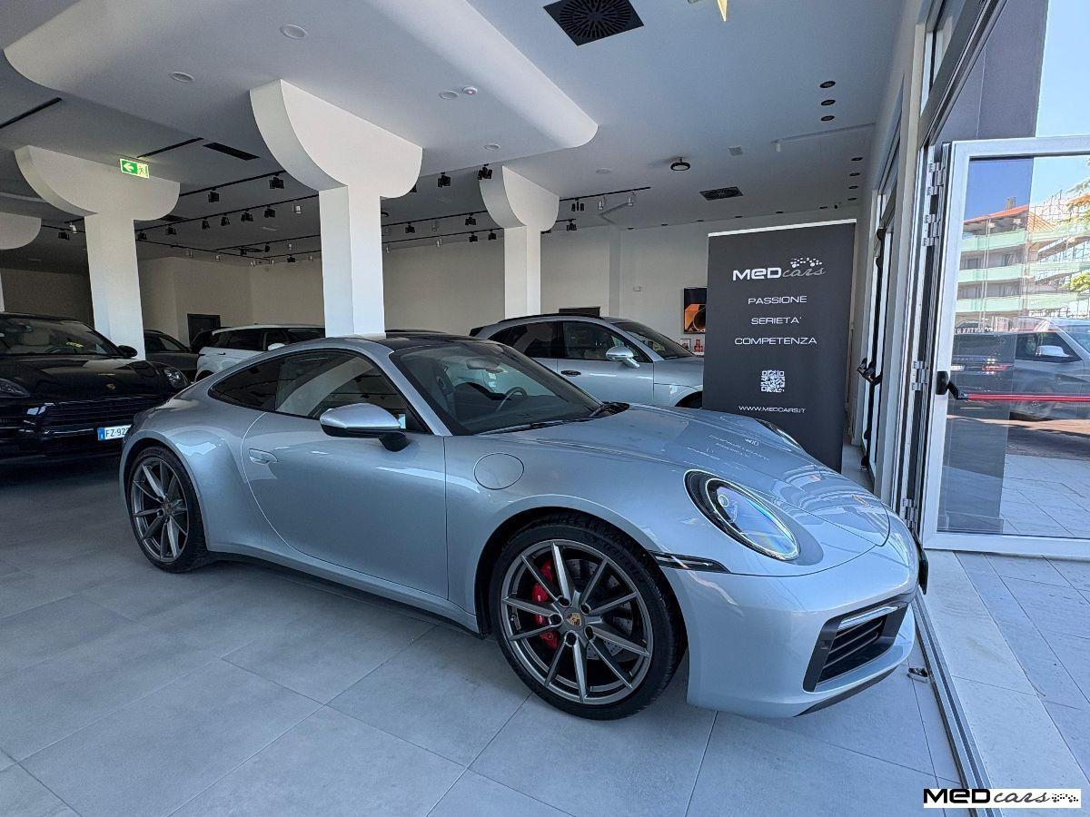 PORSCHE - 992