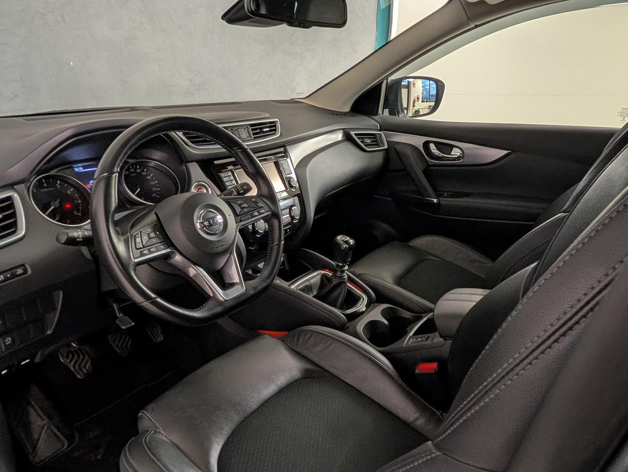 Nissan Qashqai 1.6 dig-t 163cv Tekna