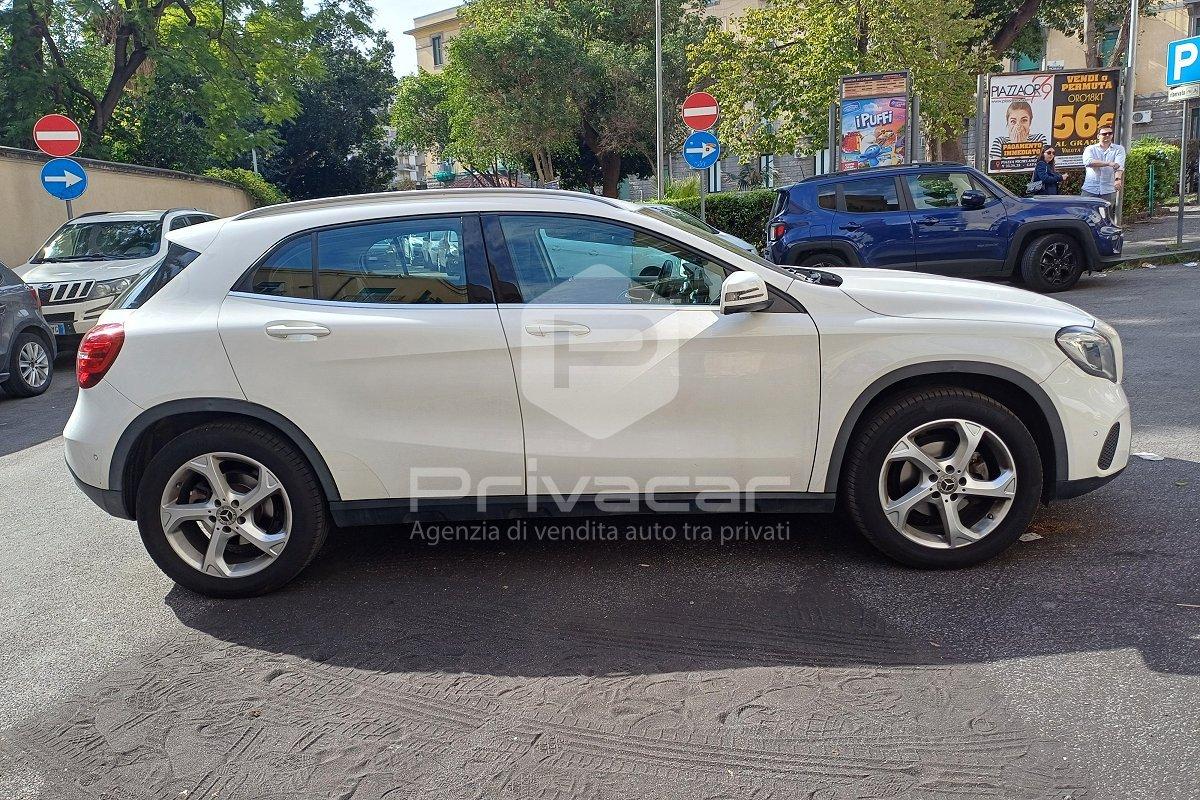 MERCEDES GLA 200 d Automatic Sport