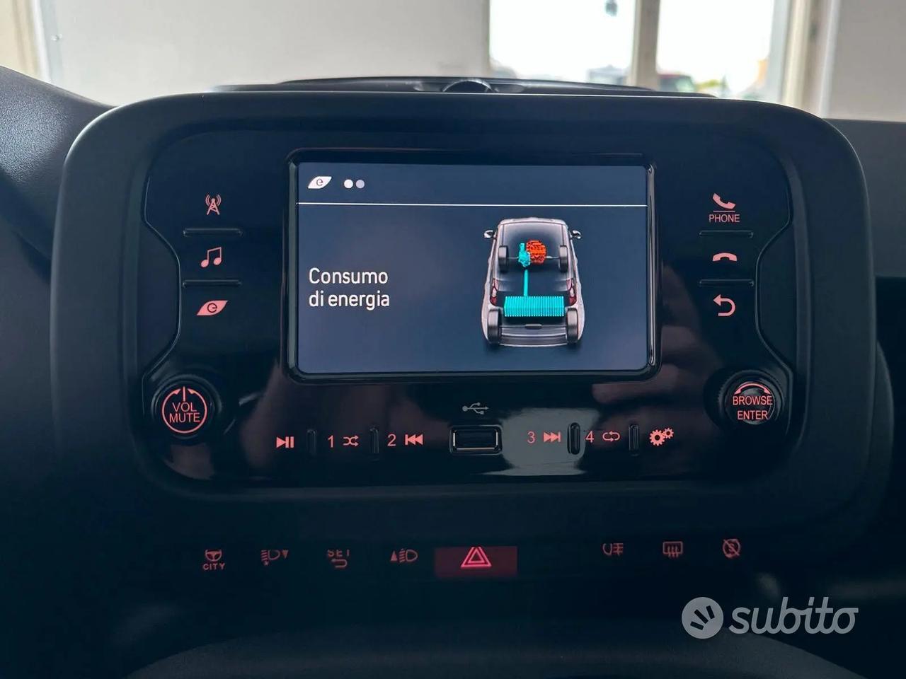 Fiat Panda 1.0 Hybrid SENZA VINCOLI 14.000km 2024