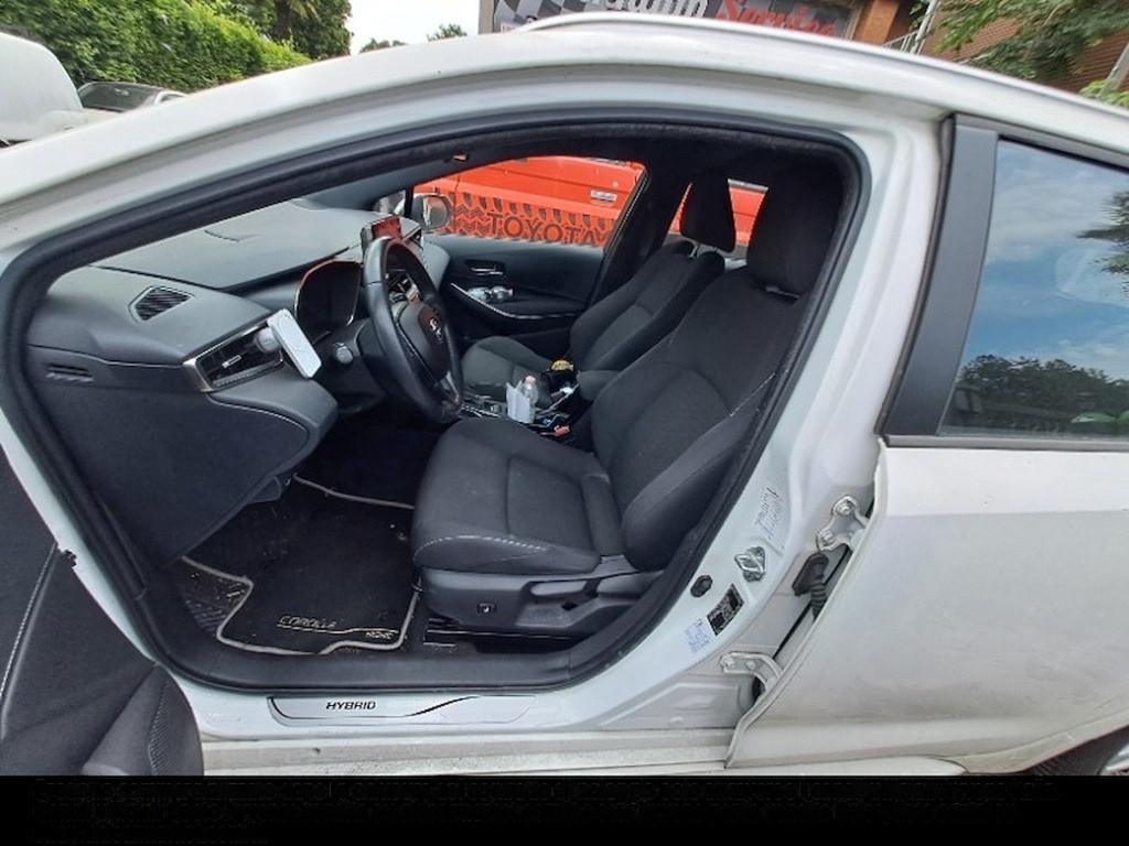 4 corolla disponibili - Toyota Corolla Touring Sports 1.8 Hybrid Business Tech