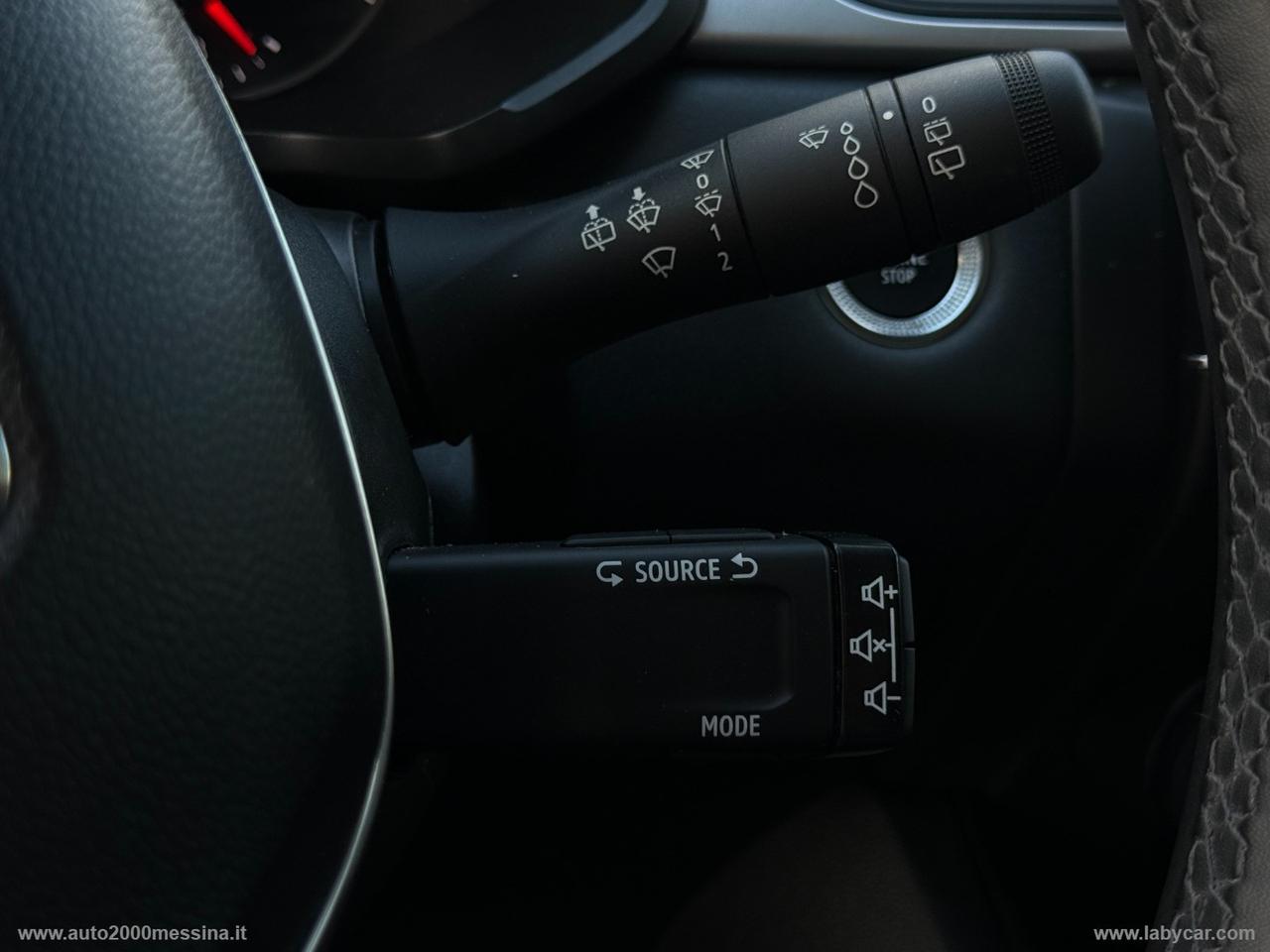 RENAULT Captur TCe 140 CV EVOLUTION