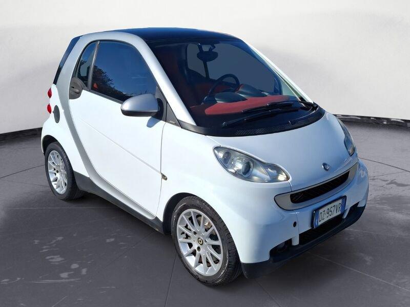 smart fortwo fortwo 1000 52 kW MHD coupé passion