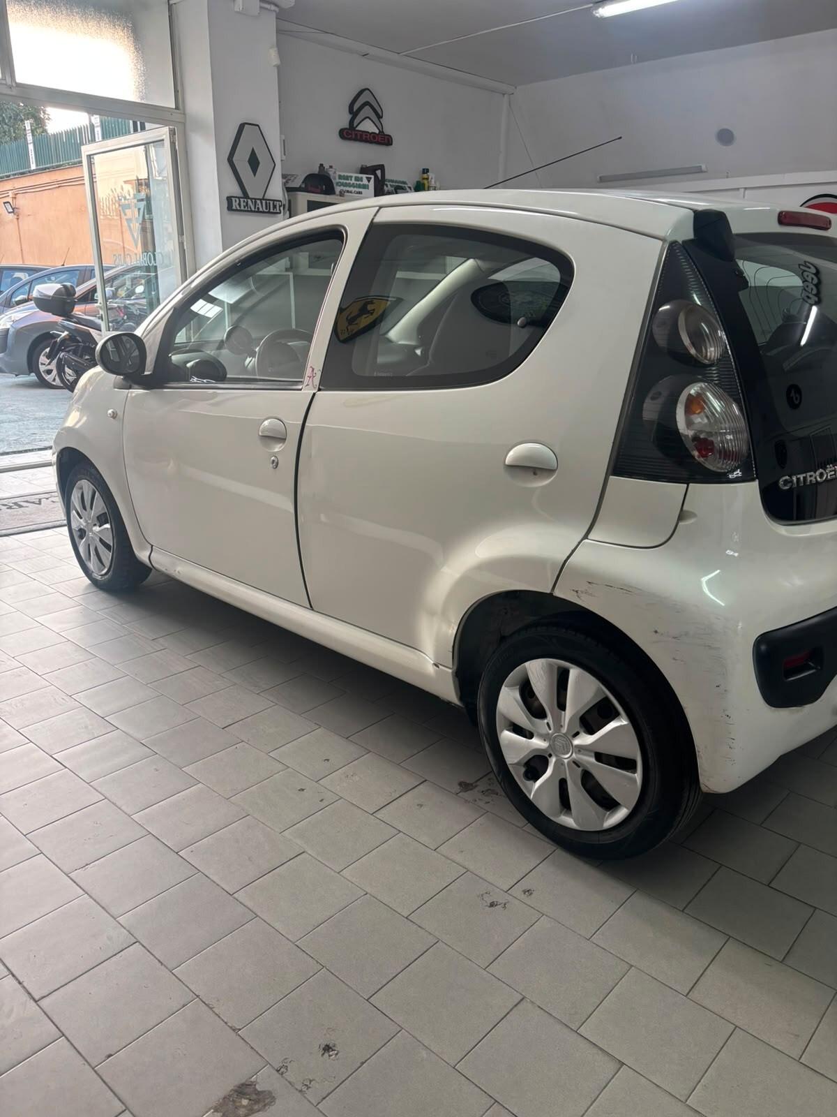 Citroen C1 1.0 5 porte Accessorize