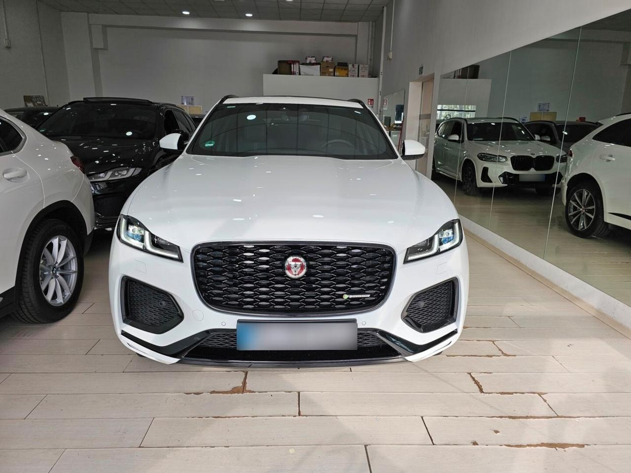 Jaguar F-Pace 2.0 D 204 CV AWD aut. R-Dynamic SE