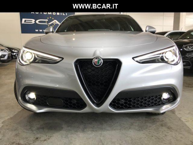 ALFA ROMEO Stelvio 2.2 Td 210CV AT8 Q4 Veloce Cruis Adatt/Pinze Giall