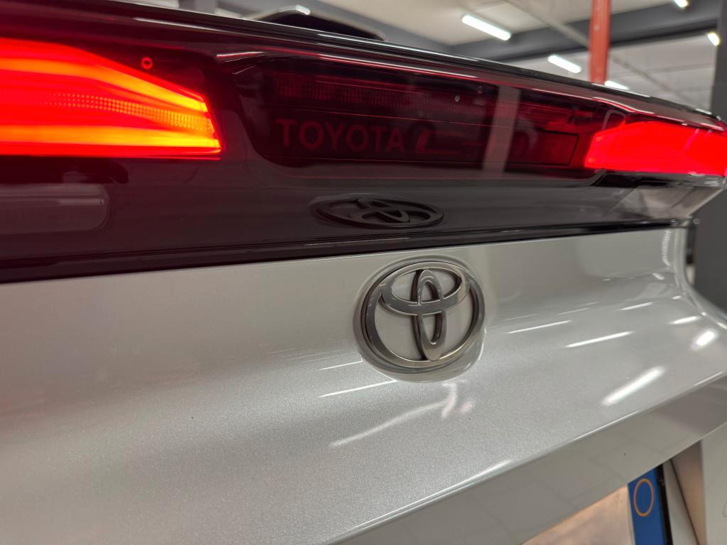 Toyota C-HR 1.8 hev Trend fwd e-cvt