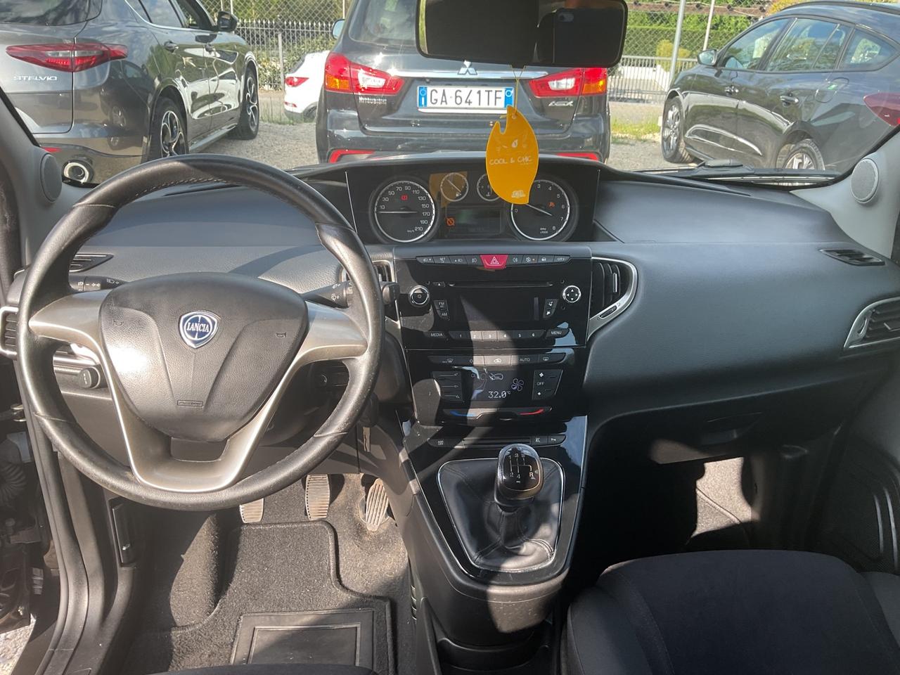 Lancia Ypsilon 1.2 69 CV 5 porte GPL Ecochic Elefantino