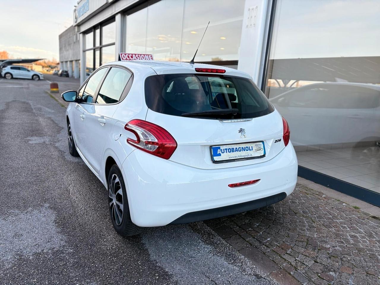 Peugeot 208 ACTIVE 1.4 HDi 68 CV 5 porte
