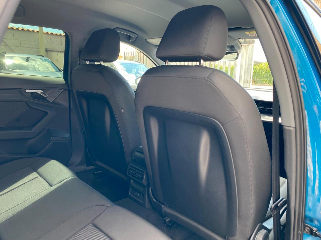 Audi A3 Sportback Business 2.0 TDI 116CV 30