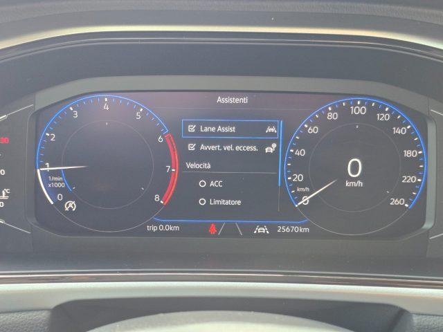 VOLKSWAGEN T-Roc 1.0 TSI IQ Light LED Performance 18" CAMERA ACC