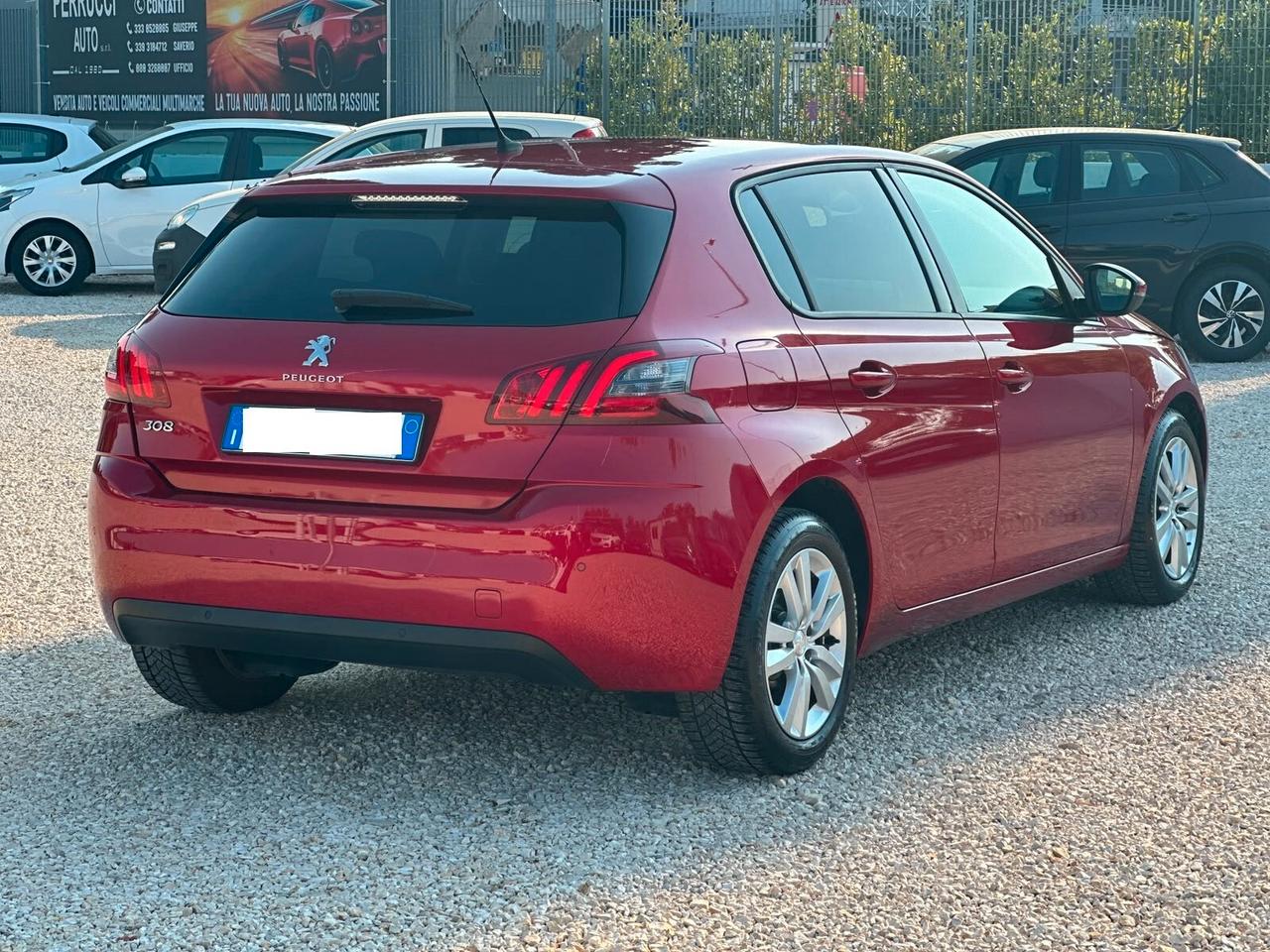 Peugeot 308 Berlina 1.5 130CV Allure