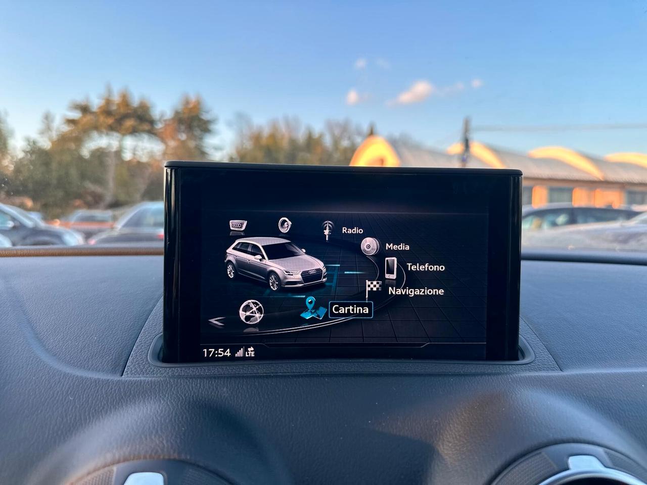 Audi A3 SPB 30 g-tron S tronic IN RIENTRO