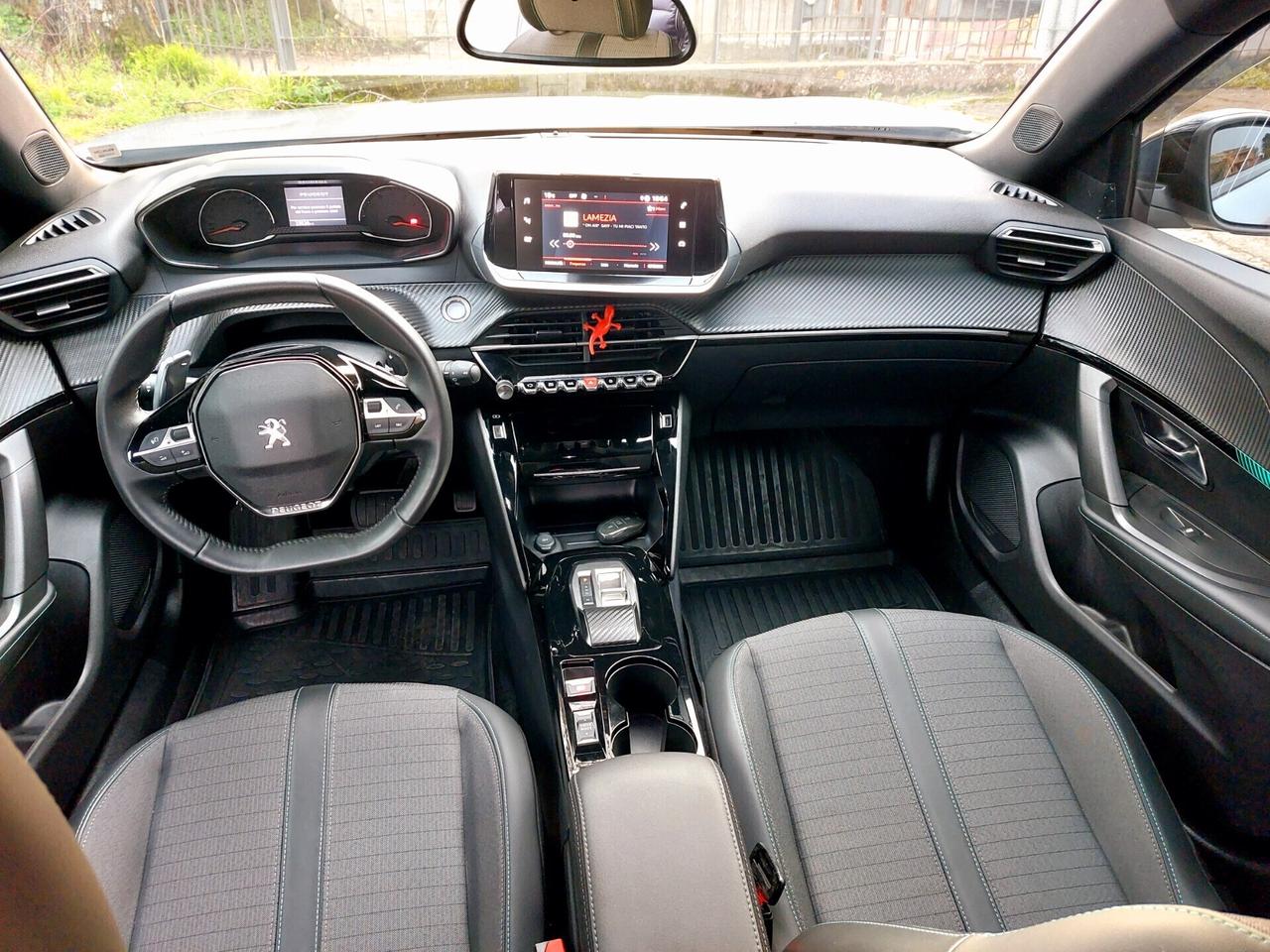 Peugeot 2008 1.5HDi 130 EAT8 All.- 23.000 Km.-2023