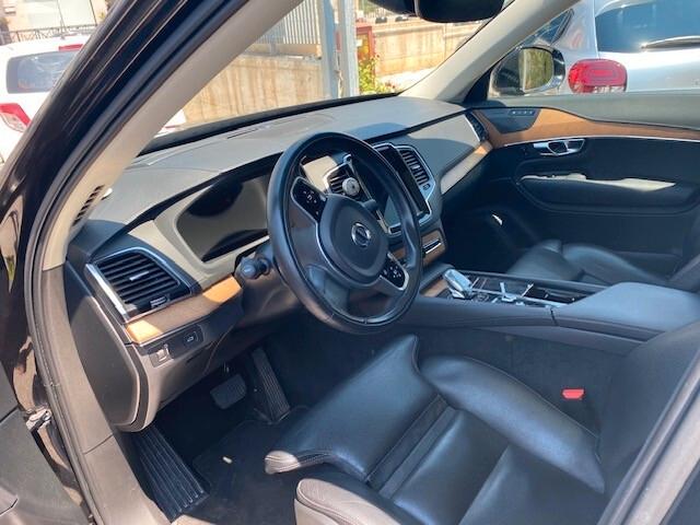 Volvo XC 90 XC90 B5 (d) AWD Geartronic 7 posti Inscription Tetto