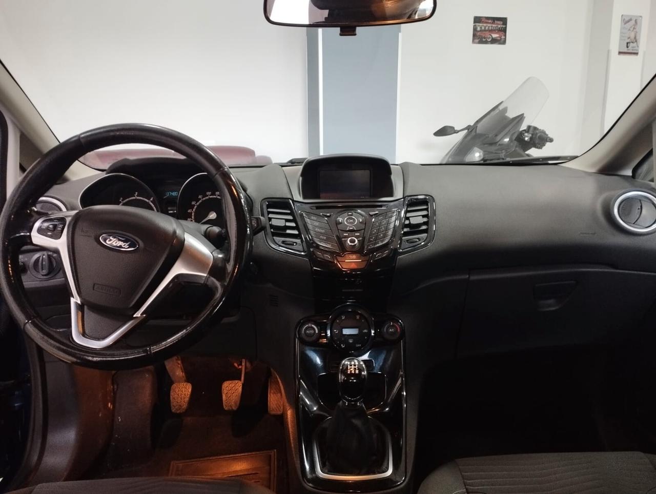 Ford Fiesta 1.5 TDCi 75CV 5 porte Business