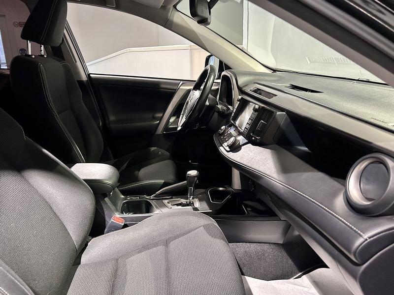 Toyota RAV4 Rav4 2.5 vvt-i h Active 2wd e-cvt my17