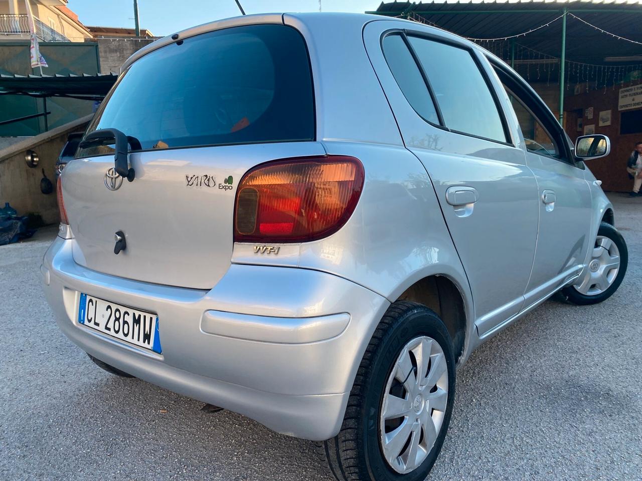 Toyota Yaris 1.0 benz 68cv economica 5p nuova 2005