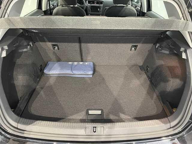 Volkswagen Golf 7ª serie 110CV 1.4TGI Comfortline BlueMotion - NEOPATENTATI -