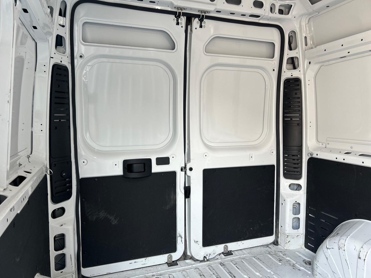 Peugeot Boxer 33 2.2 BlueHDi 140 S&S PM-TM Furgone