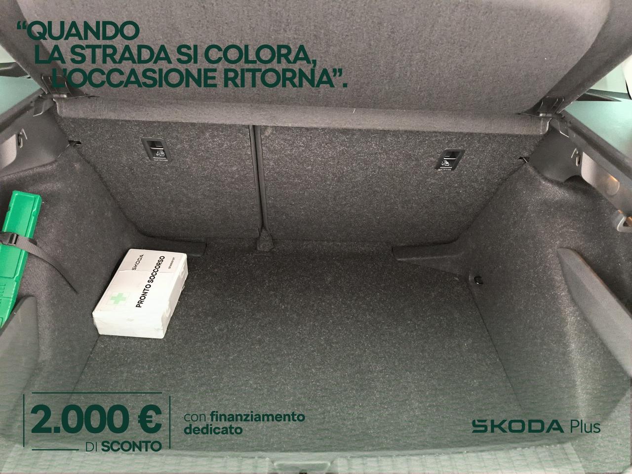 Skoda Kamiq 1.0 tsi black dots 95cv