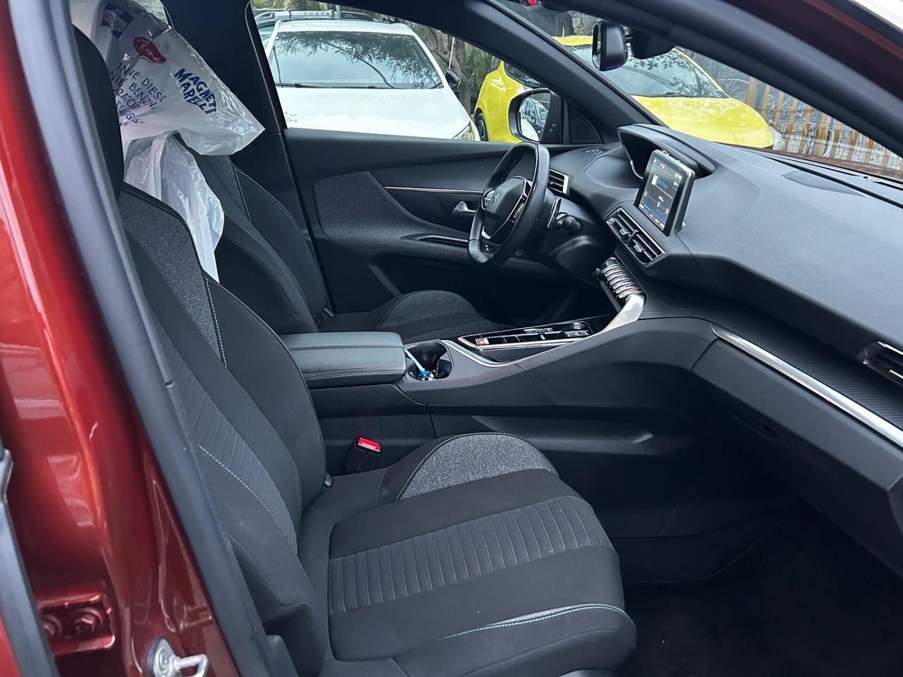 Peugeot 5008 BlueHDi 7 posti automatico