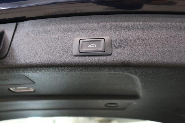 AUDI A6 Avant 40 2.0 TDI S tronic Business