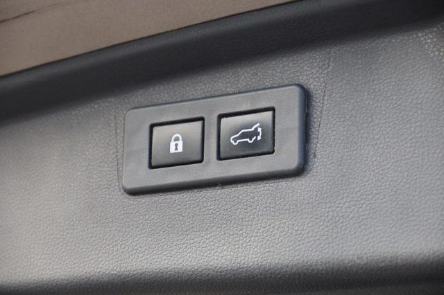 SUBARU OUTBACK 2.5i Lineartronic Premium