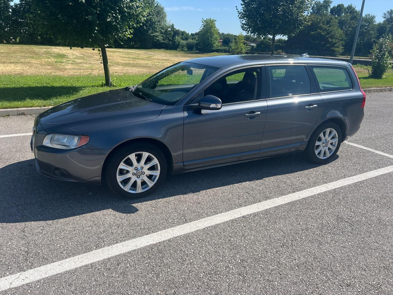 Volvo V70 2.4 D5 185CV UNICO PROPRIETARIO