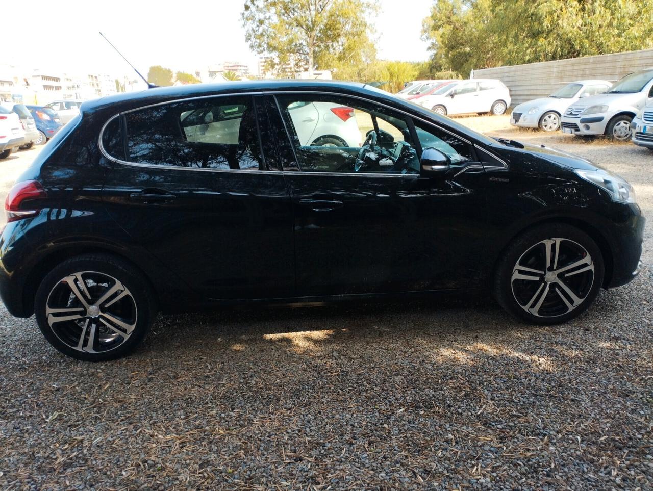 Peugeot 208 BlueHDi 120 S&S 5 porte GT Line
