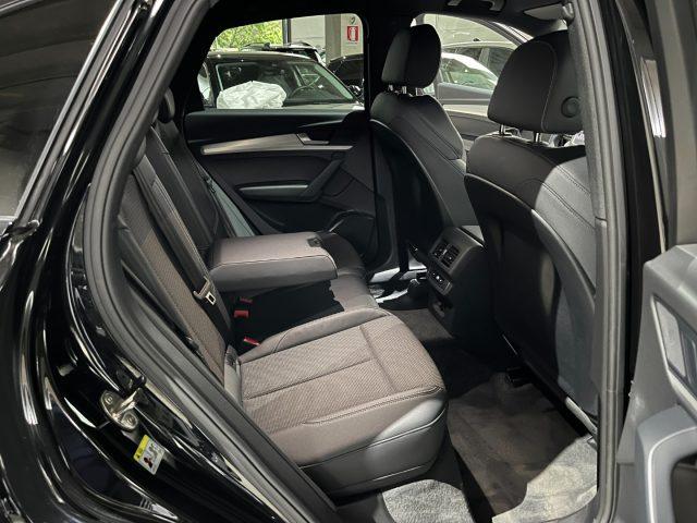 AUDI Q5 SPB Sportback 40TDI quattro S line Identity Black