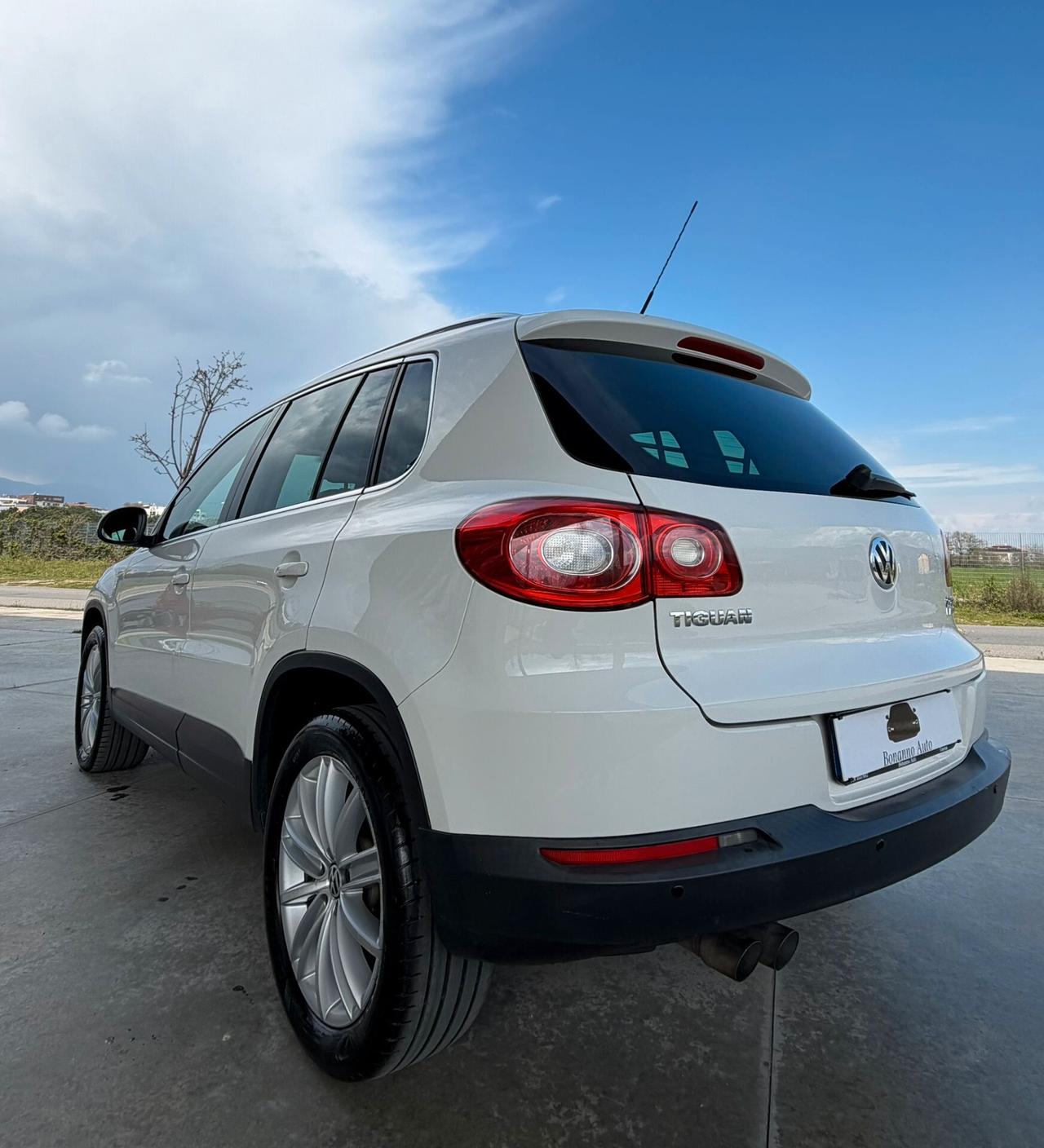 Volkswagen Tiguan 2.0 TDI DPF 4MOTION DSG Sport & Style