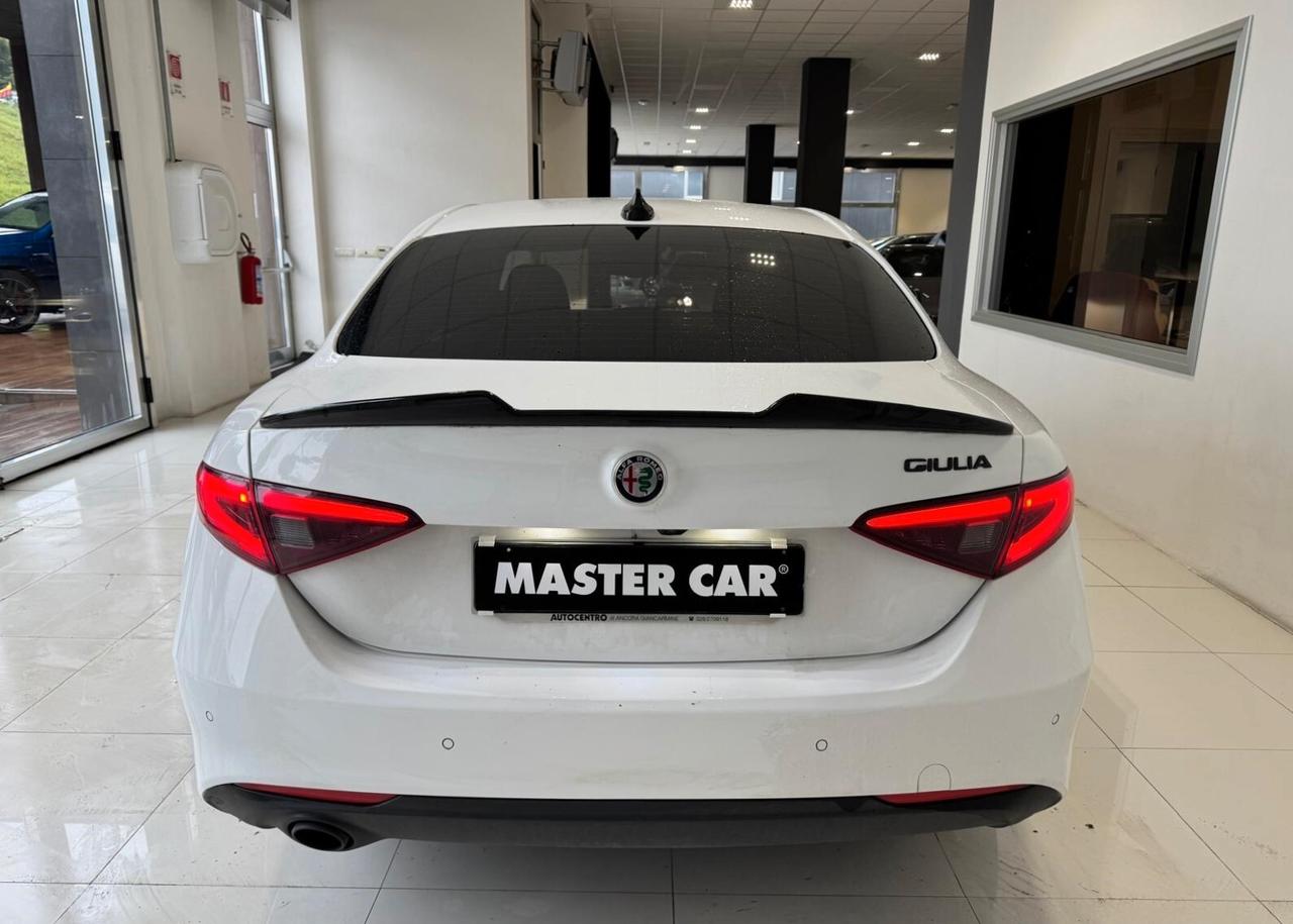 Alfa Romeo Giulia 2.2 Turbodiesel 160 CV AT8 Super