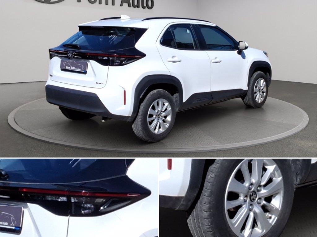 TOYOTA Yaris cross 1.5h active fwd 115cv e-cvt del 2025