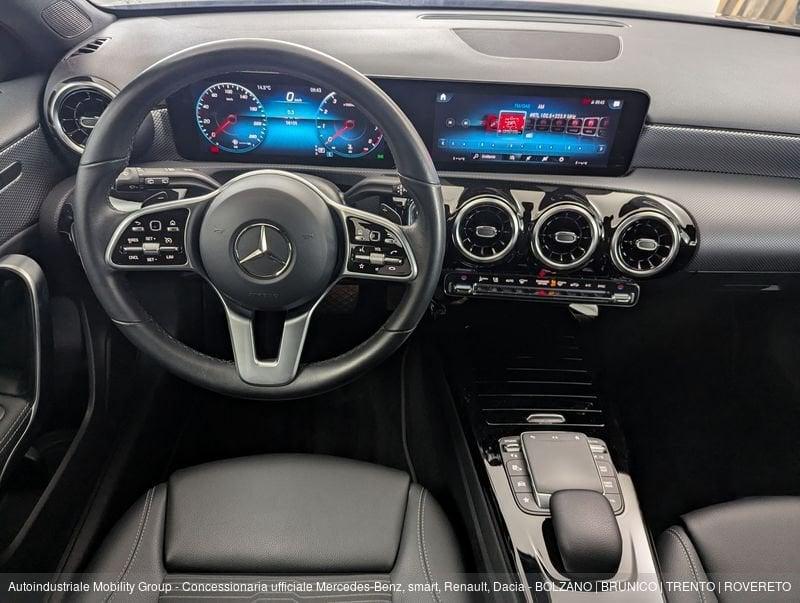 Mercedes-Benz Classe A 180 SPORT AUTOMATIC