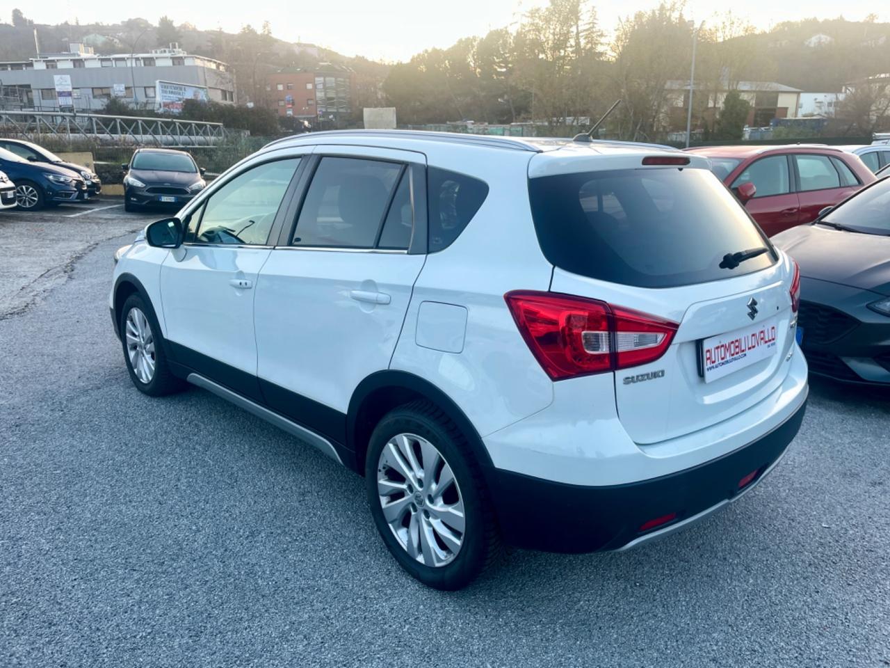 Suzuki S-Cross 1.6 DDiS 4WD 120cv 6m 4X4