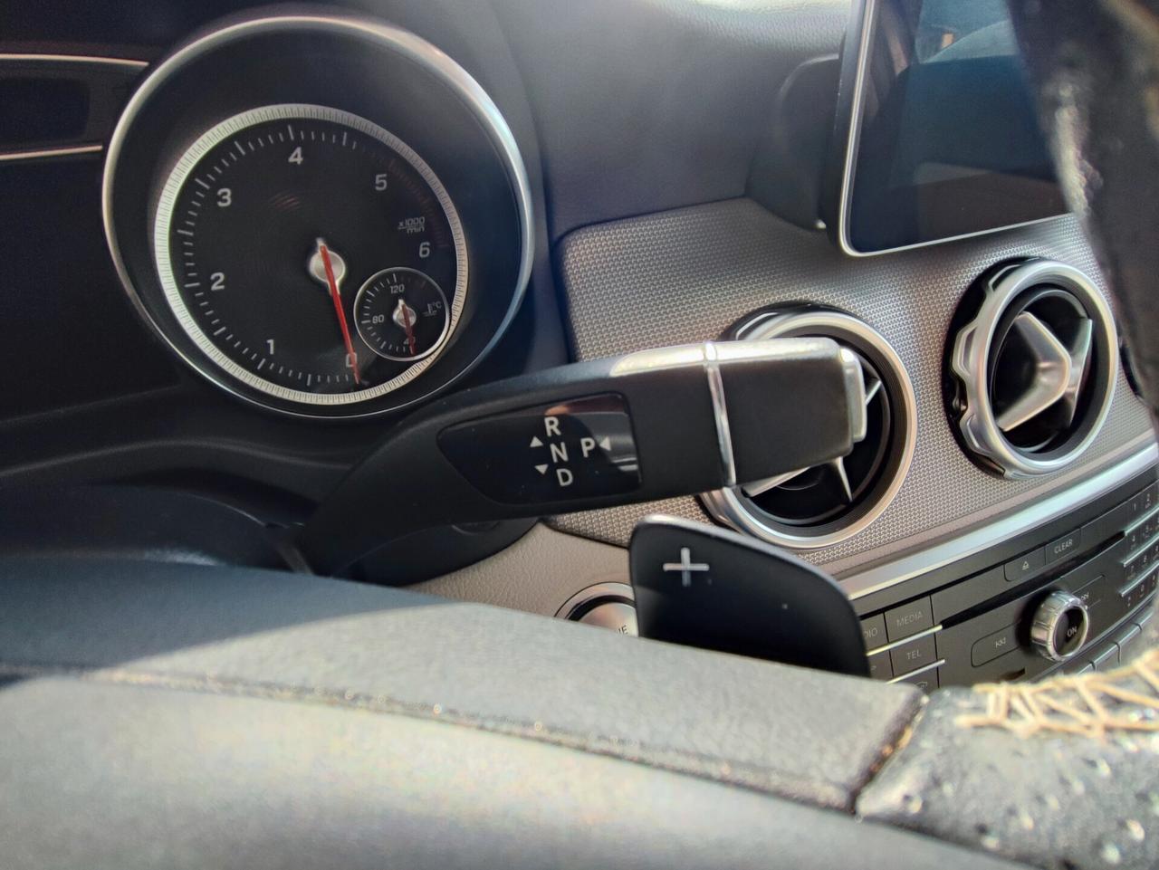 Mercedes-benz GLA 200 d Automatic 4Matic Premium