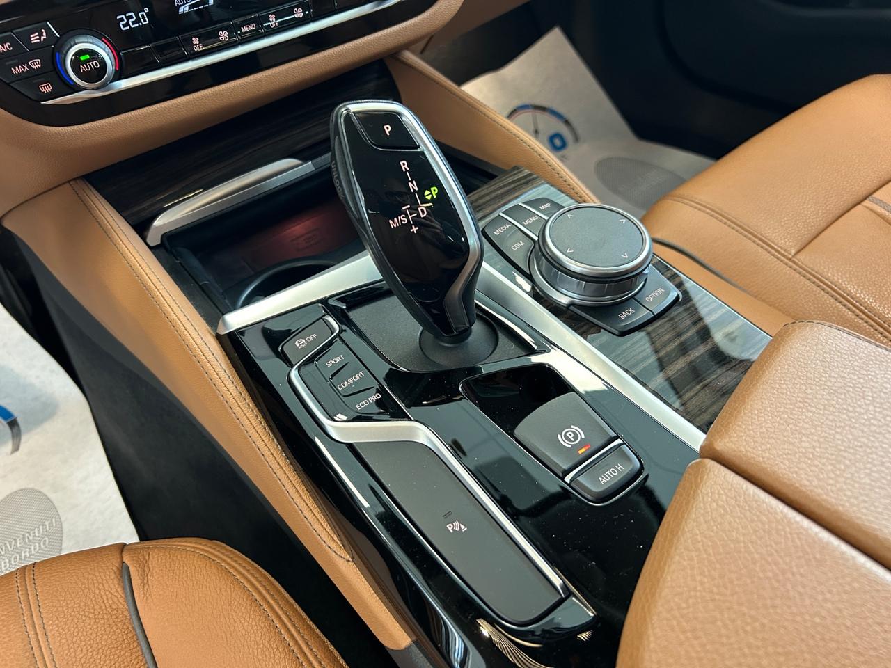 Bmw 520d 48V xDrive Touring Luxury Auto