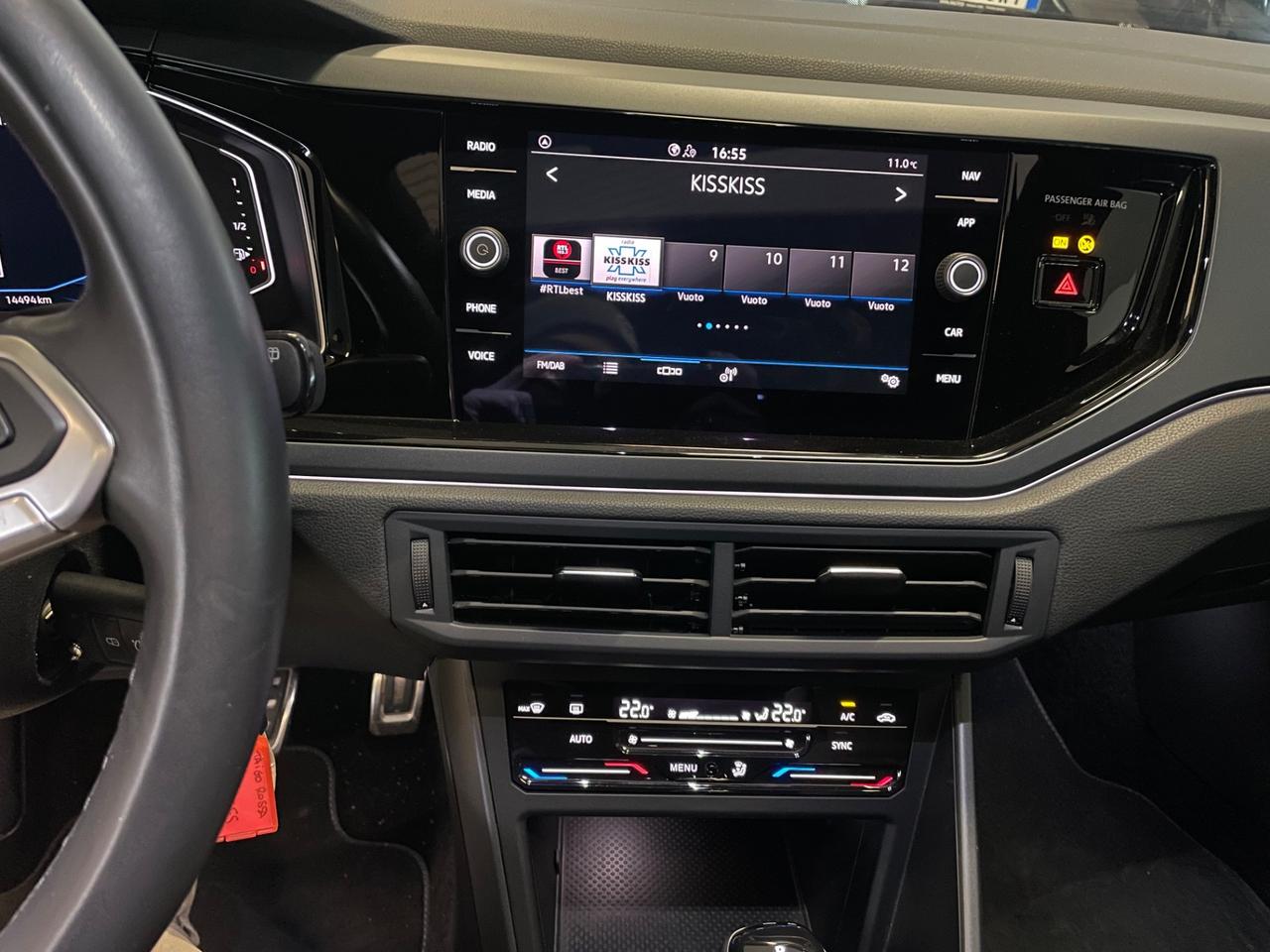 Volkswagen Taigo 1.0 TSI 115 CV DSG R-Line Telecamera