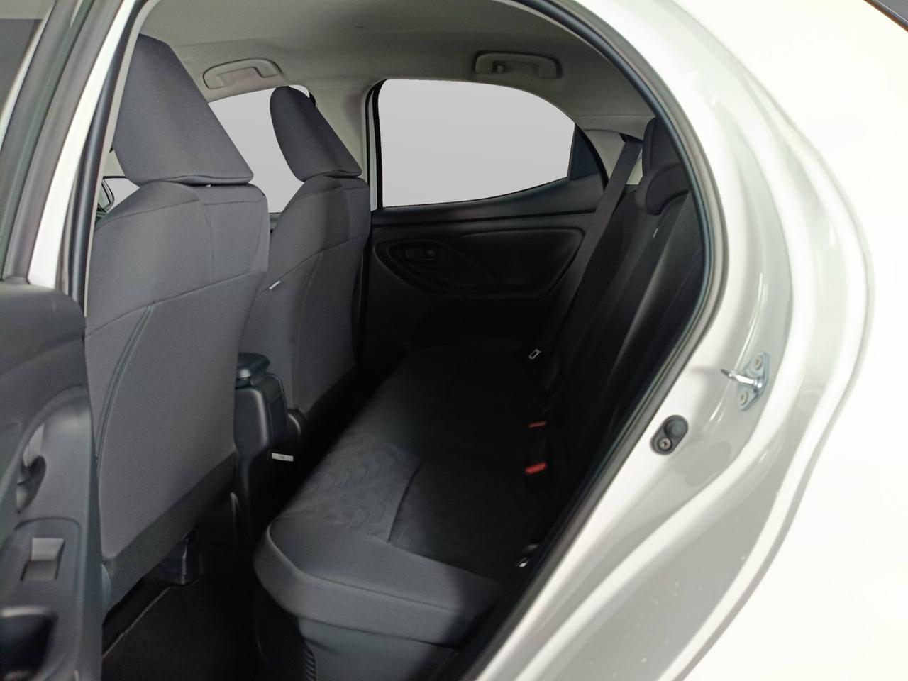 TOYOTA Yaris 1.5 Hybrid 115 - Active MY25