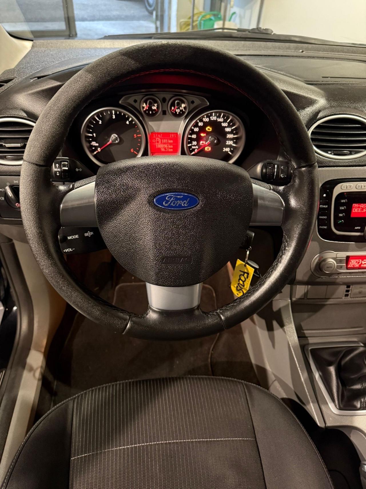 Ford Focus 1.6 TDCi (90CV) -NEOPATENTATI-UNICO PROPRIETARIO