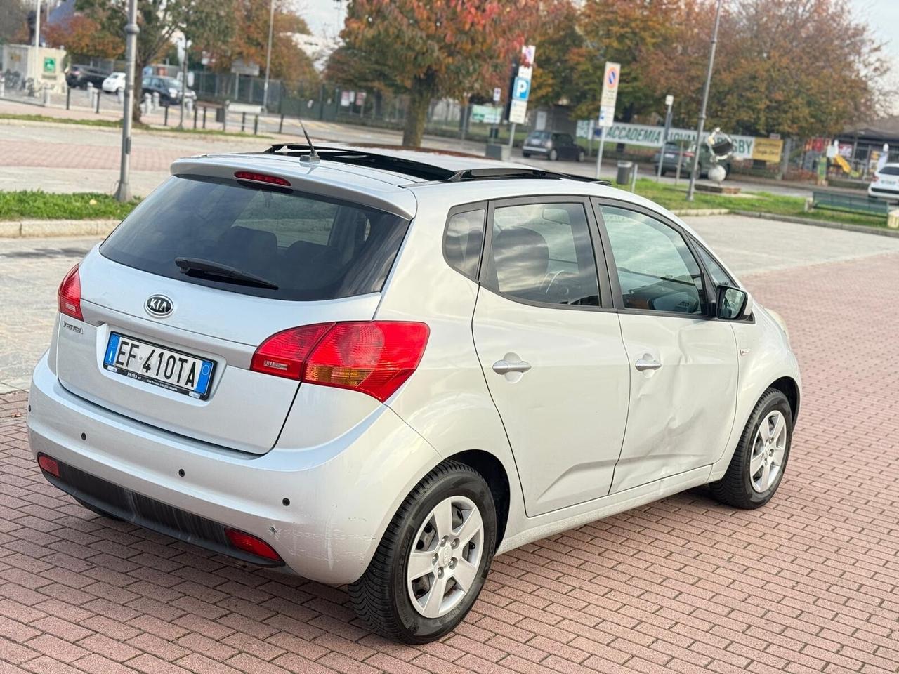 Kia Venga 1.4 CVVT Fullsky