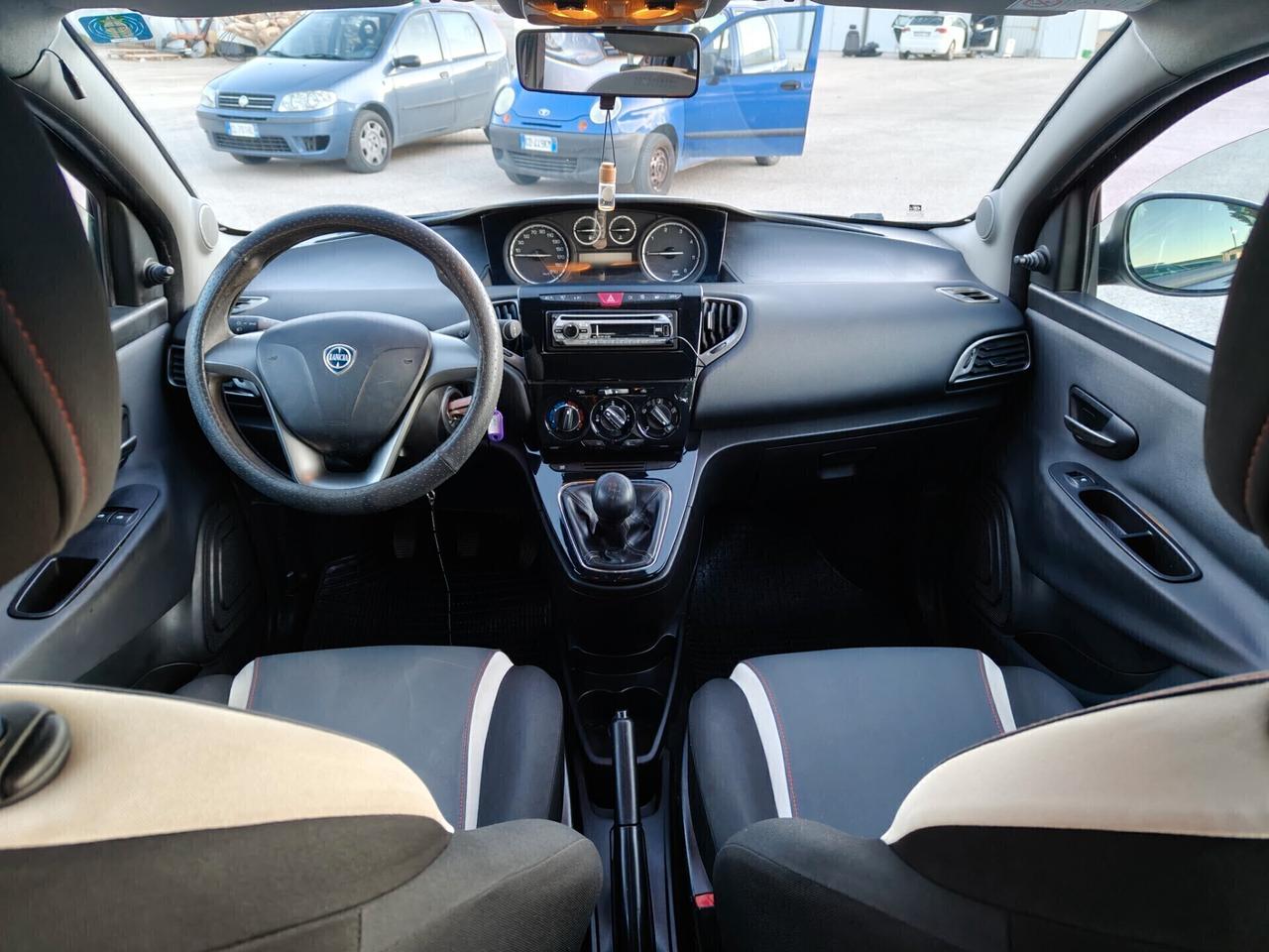 Lancia Ypsilon 1.3MTJ Gold tagliandi Fiat