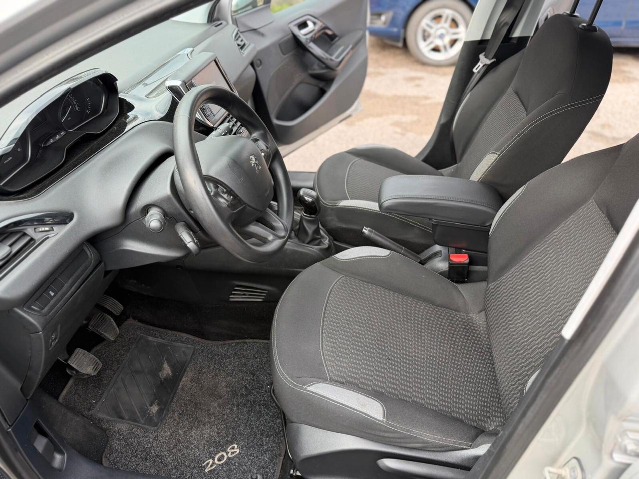 Peugeot 208 BlueHDi 75 5 porte Allure