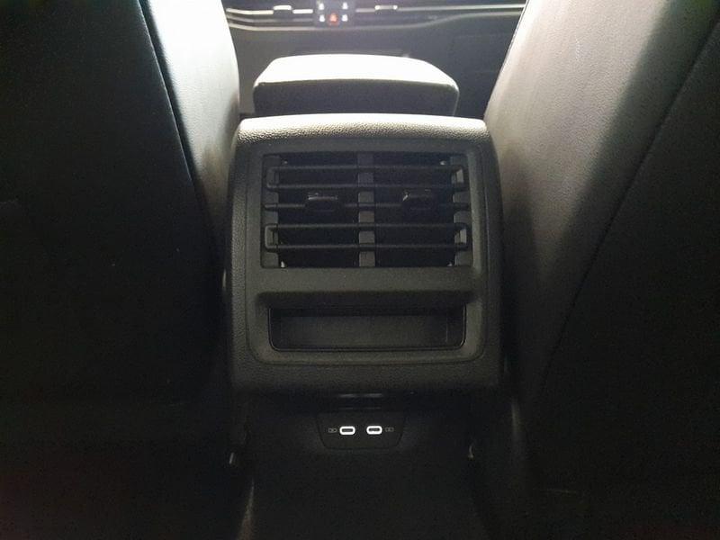 Volkswagen Golf Variant 2.0 TDI SCR R-Line DSG