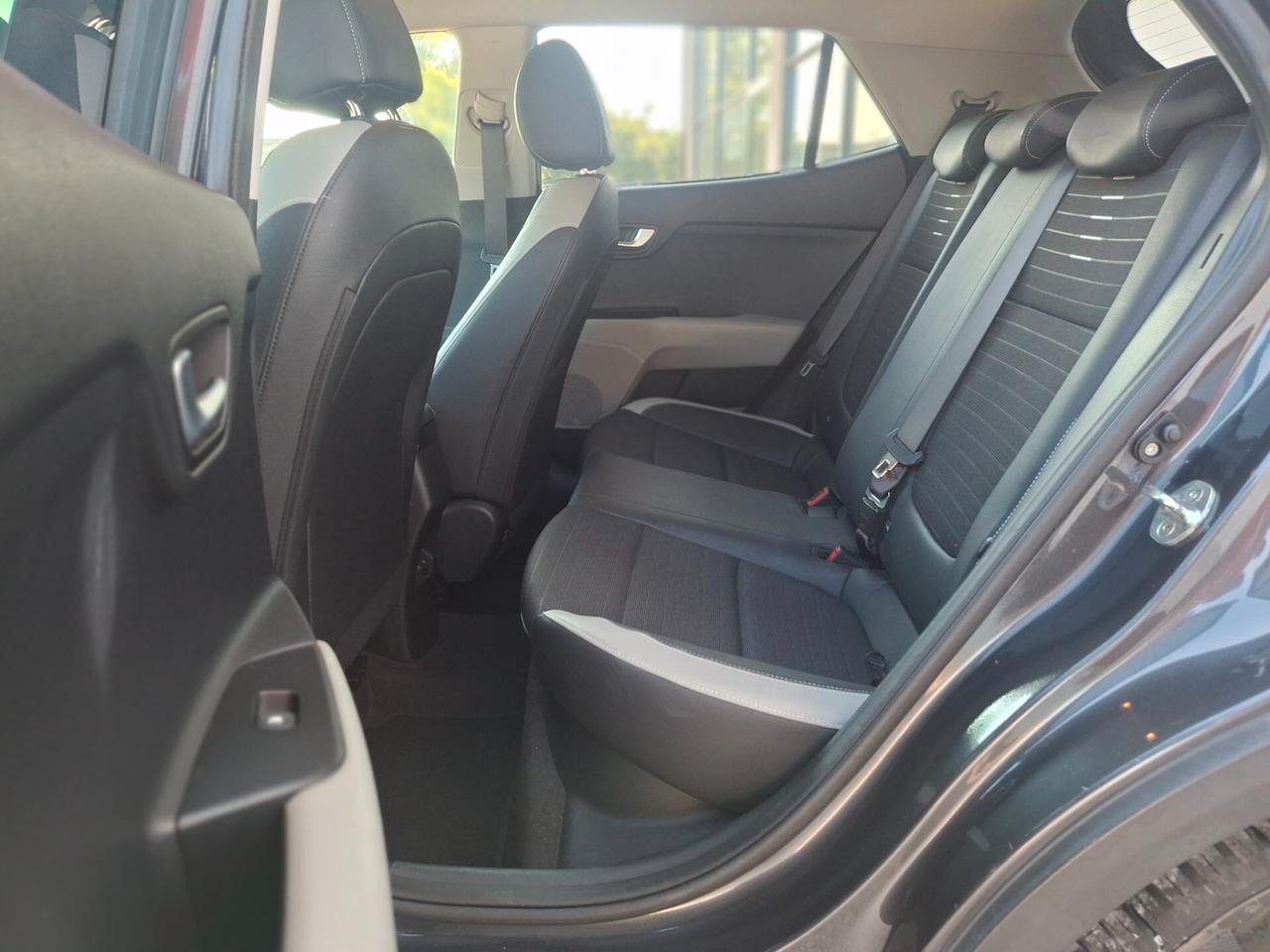 Kia Stonic 1.4 MPI EcoGPL Energy