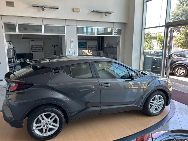 TOYOTA C-HR 1.8 Hybrid E-CVT Active