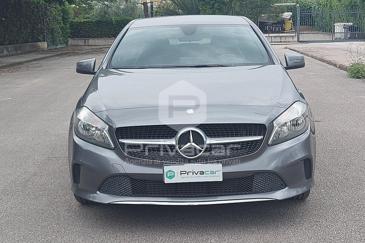 MERCEDES A 180 d Business
