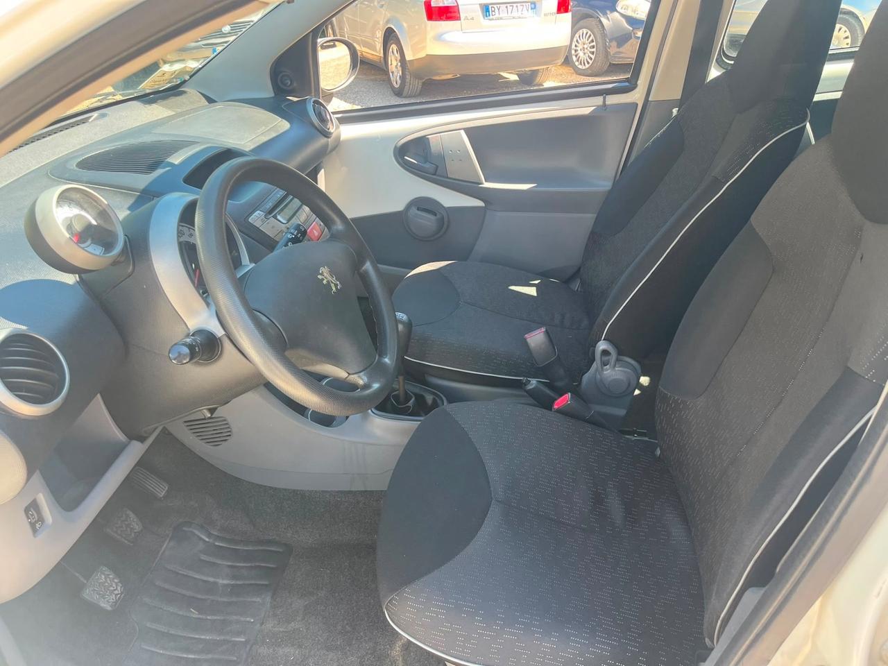 Peugeot 107 1.0 68CV 5p. Active